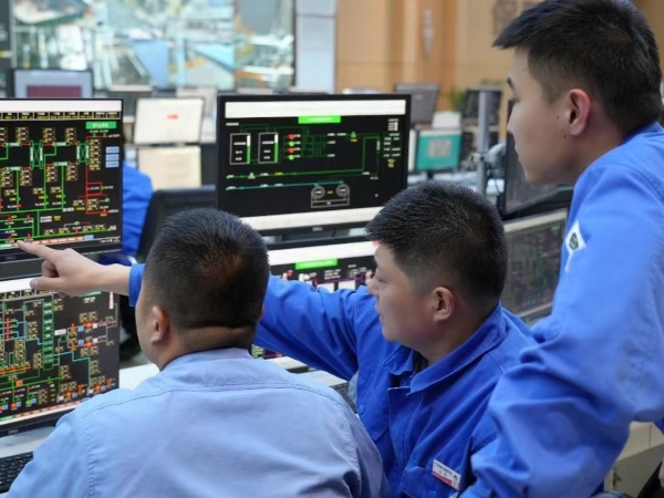 節(jié)日沒什么特殊的，全力以赴做好開車初期自己的本職工作就行.jpg